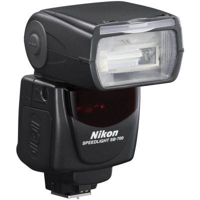 Nikon Blitzgerät SB-700